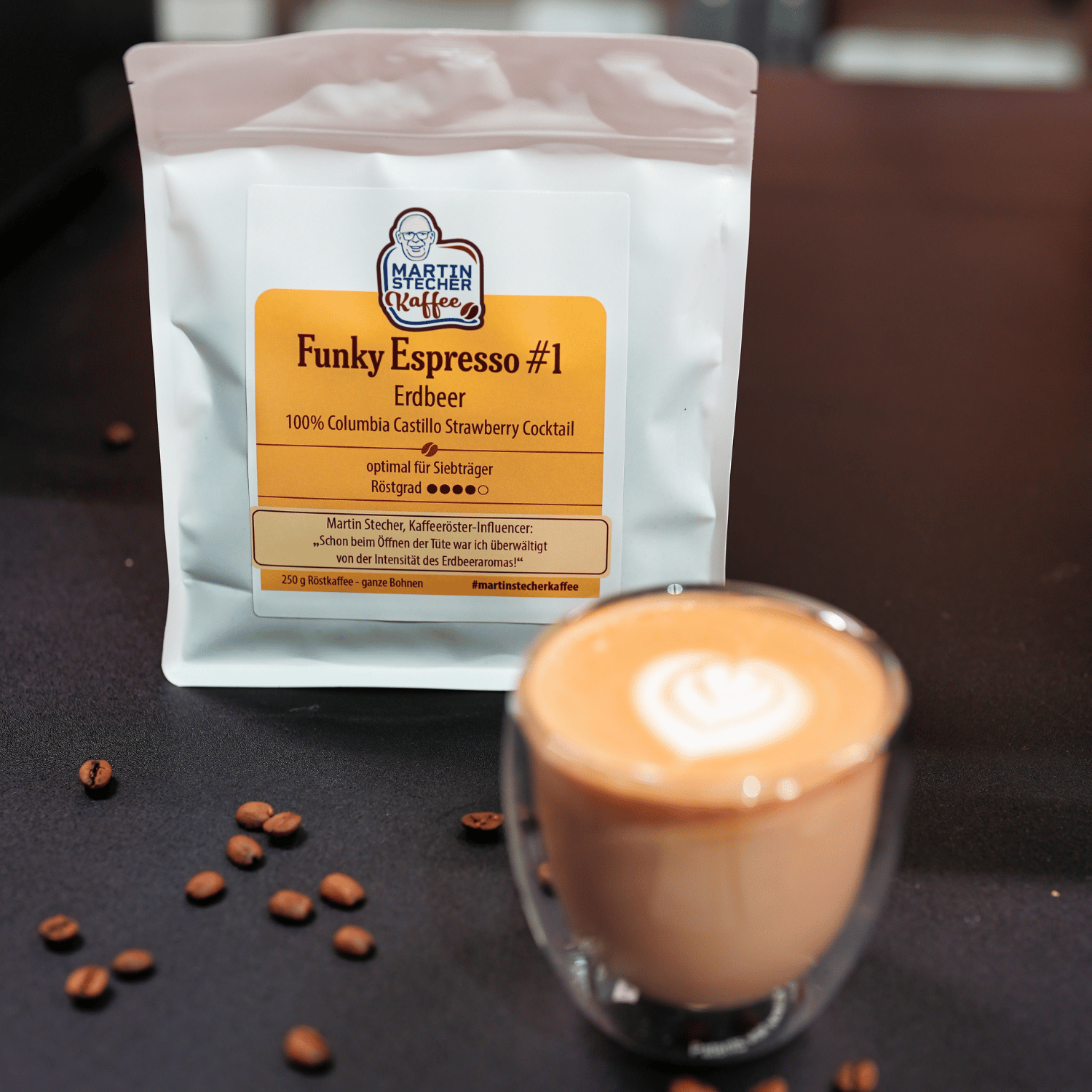 Funky Espresso #1: Columbia Castillo Strawberry Cocktail