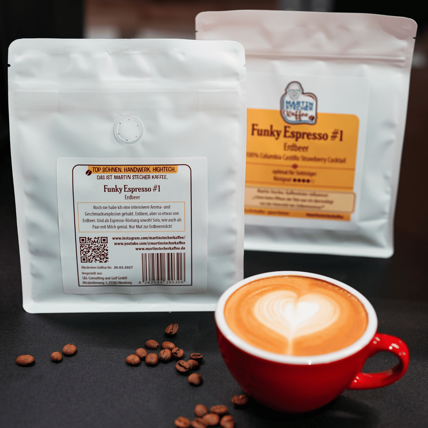 Funky Espresso #1: Columbia Castillo Strawberry Cocktail